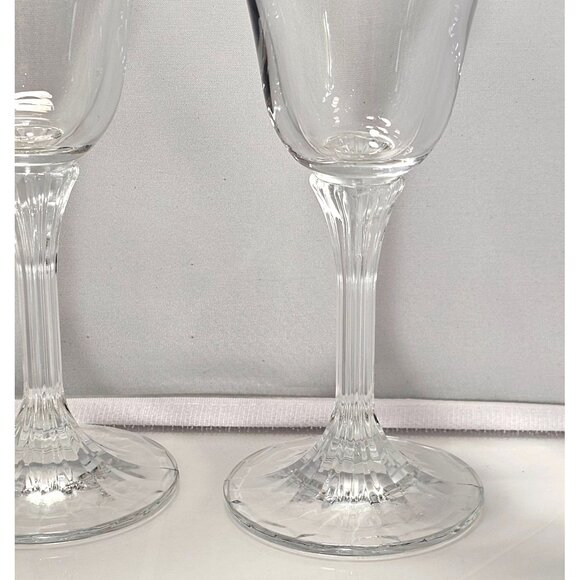 2 Crystal Flared Wine Glasses 7.5" elegant minimalist glass 8oz vtg ribbed 1990s - Picture 3 of 9